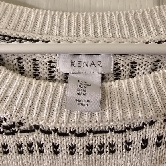 NWOT | Black and White Cotton Sweater | Size Medium - Picture 5 of 7